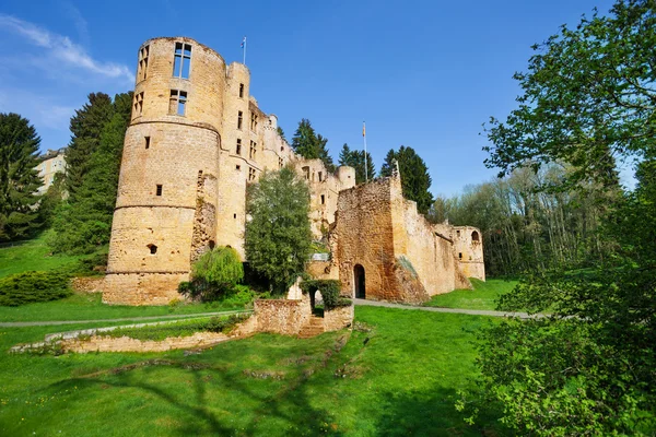 Beaufort castle tower ruins — Stock Photo, Image