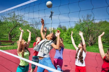 Voleybol gençler net görüntülemek