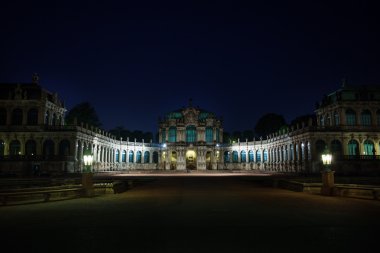 Dresden Sanat Galerisi ve park