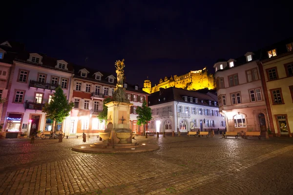 Vnitřní náměstí Kornmarkt během noci — Stock fotografie