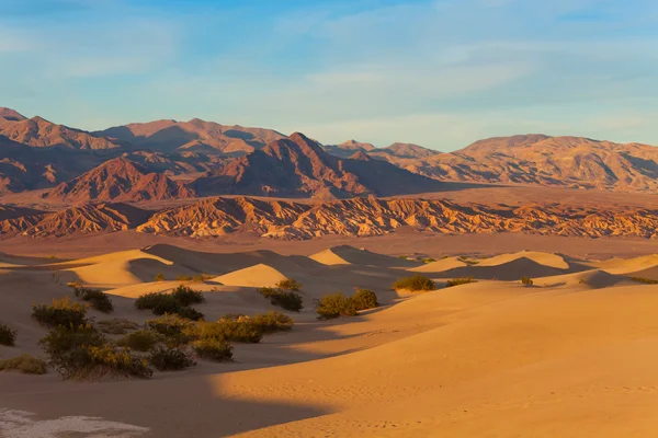 Paisaje de dunas de arena en Death Valley California — Foto de Stock