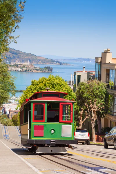 San Francisco tramvay ve güzel Hyde sokak — Stok fotoğraf