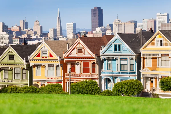 Dames peintes et vue sur San Francisco — Photo