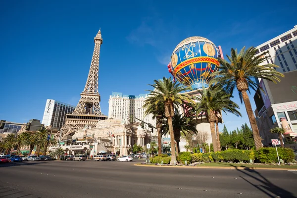 Torre Eiffel y Planet Hollywood Resort — Foto de Stock