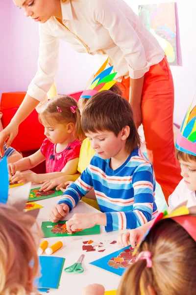 Retrato de niño en pegado de clase hecho a mano — Foto de Stock