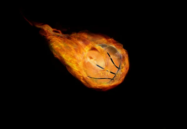 Bola de basquete em fogo — Fotografia de Stock