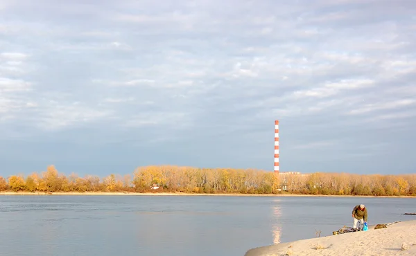 Fisherman on the Danube — Stock Photo, Image