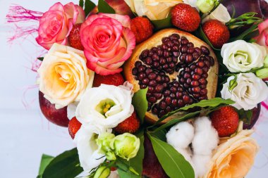 Meyve özgün alışılmadık yenilebilir buket