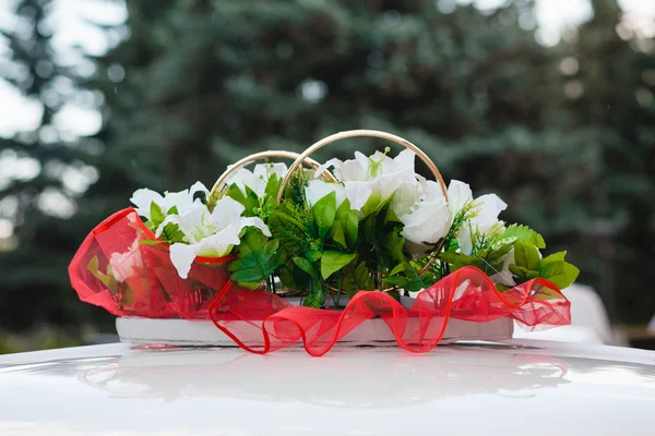 Décoration de voiture mariage — Photo