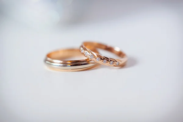 Gold wedding rings — Stock Photo, Image