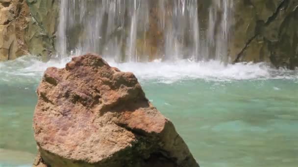 Wodospad loudy — Wideo stockowe