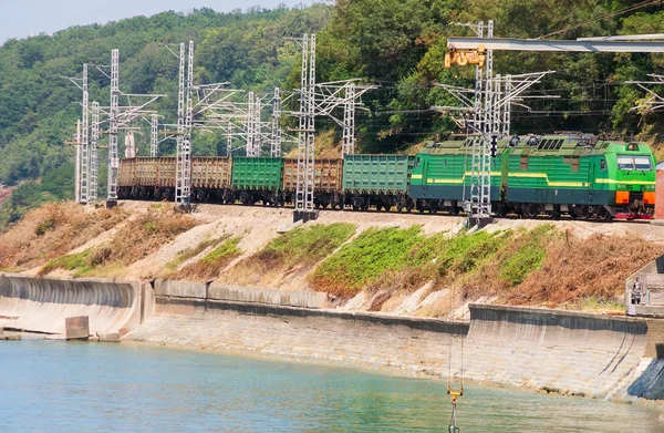 Tren de mercancías —  Fotos de Stock