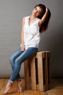 stüdyoda poz güzel manken