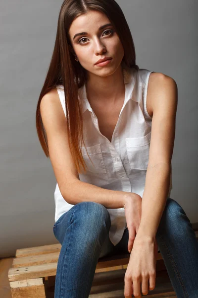 Closeup brunette woman studio portrait — Stock Photo, Image