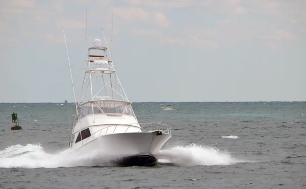 Bateau de pêche sportive — Photo