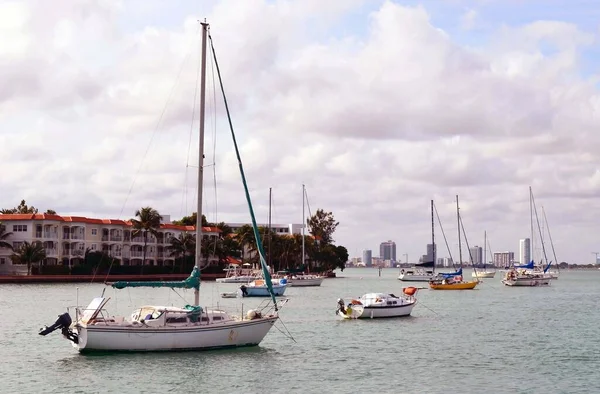 Veleros Amarrados Florida Intra Coastal Waterway Cerca Sunset Harbor Miami —  Fotos de Stock