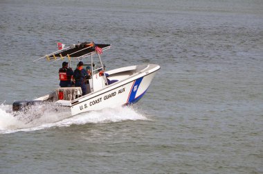 Miami, Florida, Amerika. 31 Mart 2013. Sahil Güvenlik, Florida Sahil İçi Su Yolu 'nda devriye botu.