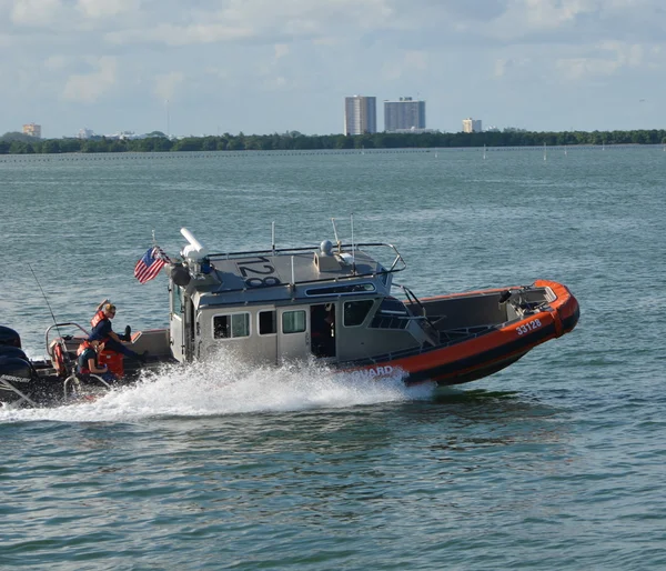 Barco da Guarda Costeira — Fotografia de Stock