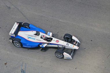 Elektrik yarış arabası