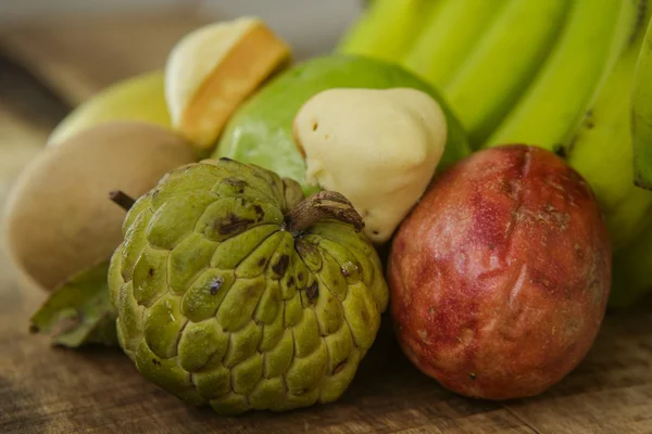 Guava Sweet-sop Sapodilla Mango Marakuya od banánů — Stock fotografie