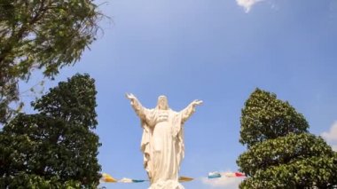 Ho chi minh Kilisesi'nin Mermer heykel