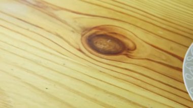 Üst manzara, hindistancevizli büyük enfes çöreğe hızlıca yaklaş.