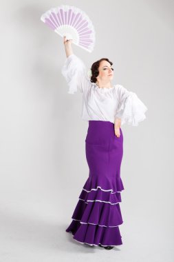 kadın İspanyol flamenko dansçısı