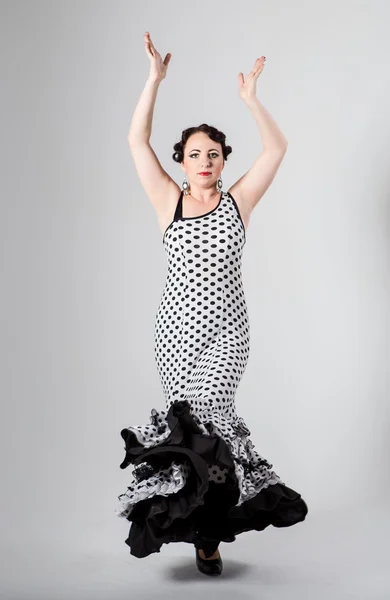 Female spanish flamenco dancer — Stock Photo, Image