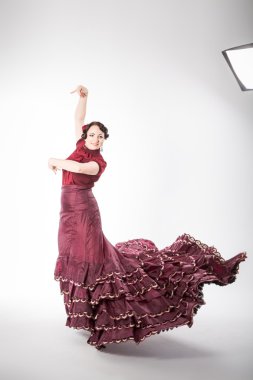 kadın İspanyol flamenko dansçısı
