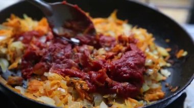 Borsch tavada için aromalar