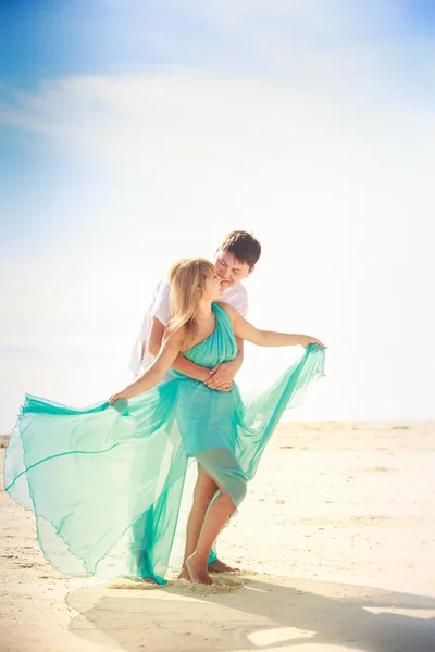 Young happy asian couple on honeymoon — Stock Photo, Image