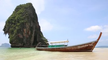 Tayland Beach Adası uzun tekne