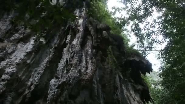 Isla del acantilado de montaña — Vídeos de Stock