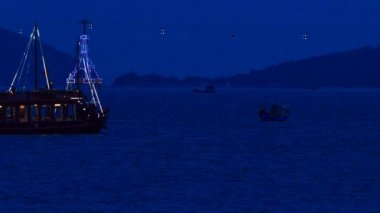 Endüstriyel liman gece