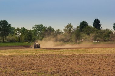 çalışma alanı traktör