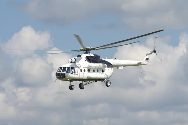 O helicóptero russo no céu Imagem De Stock