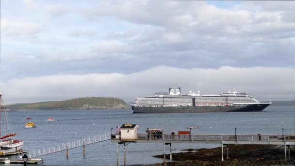Bar Harbor Maine Usa Oktober 2016 Holland America Line Cruiseschip — Stockvideo