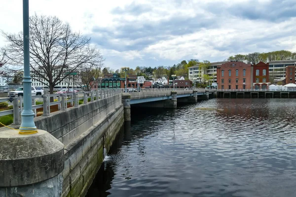 Westport Usa April 2021 Bridge Saugatuck River Parker Harding Plaza — Stock Photo, Image