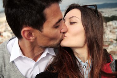 Acropolis adlı lovers öpücük