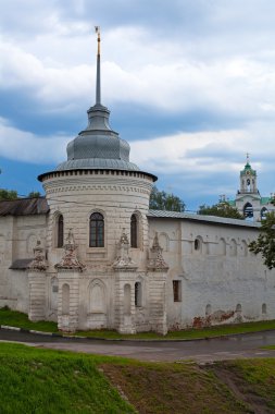 Güneybatı (görünüş) kule çit Yaroslavl kutsal başkalaşım manastırda