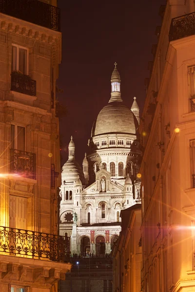 Montmartre, Sacré Coeur Boulevard Rochechouar gece görünümü