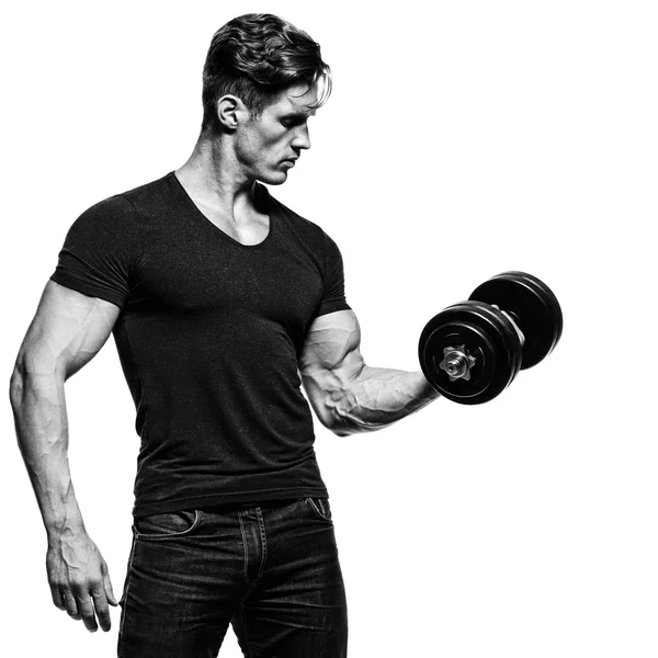 强健壮的男人展示肌肉发达的身体 — 图库照片