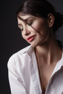 Seksi esmer manken Güzellik Portresi