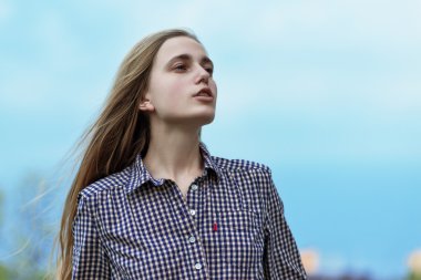 muhteşem güzel bir kadın portresi