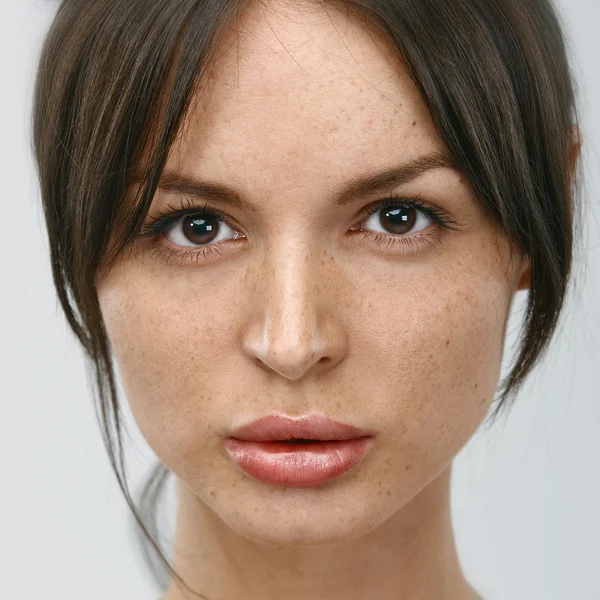 Portrait of young woman without make-up. — Stock Photo, Image