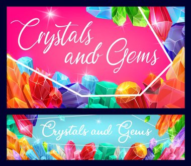 Değerli taşlar, mücevherler ve parlak kristaller. Yansıyan yüzleri, elmas kesimi, sihirli taşlar ve mücevher taşıyıcısı olan gemi taşları. Nadir jeolojik yarı değerli mineraller parlatılmış kristaller.