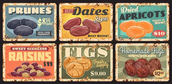 Kurumuş meyve tarlası tatlı ürünü paslı metal plakalar. Kuru erik, hurma, kayısı, kuru üzüm, el yapımı incir. Meyve yerel çiftlik, organik, doğal gıda pazarı veya mağaza fiyat tabelaları