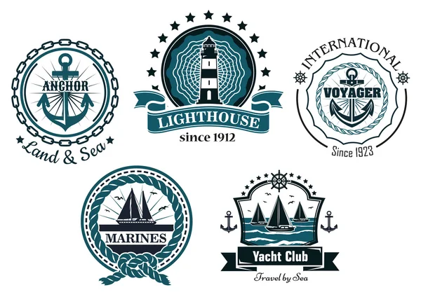 Vintage emblemas marinos o etiquetas en azul y blanco — Vector de stock