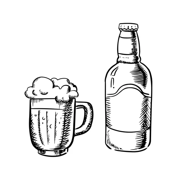 Beer bottle and filled tankard — 스톡 벡터