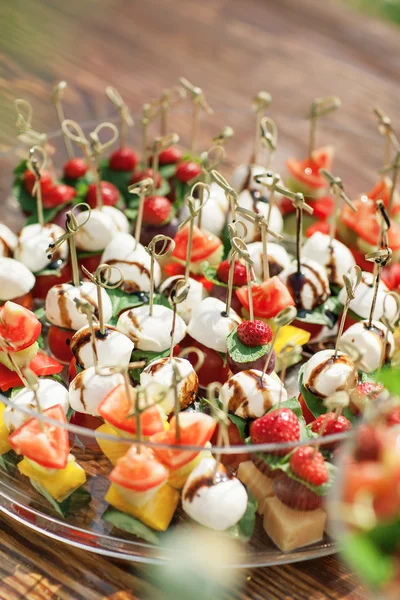 Assortment of canapes. Banquet service. — Stock Photo, Image